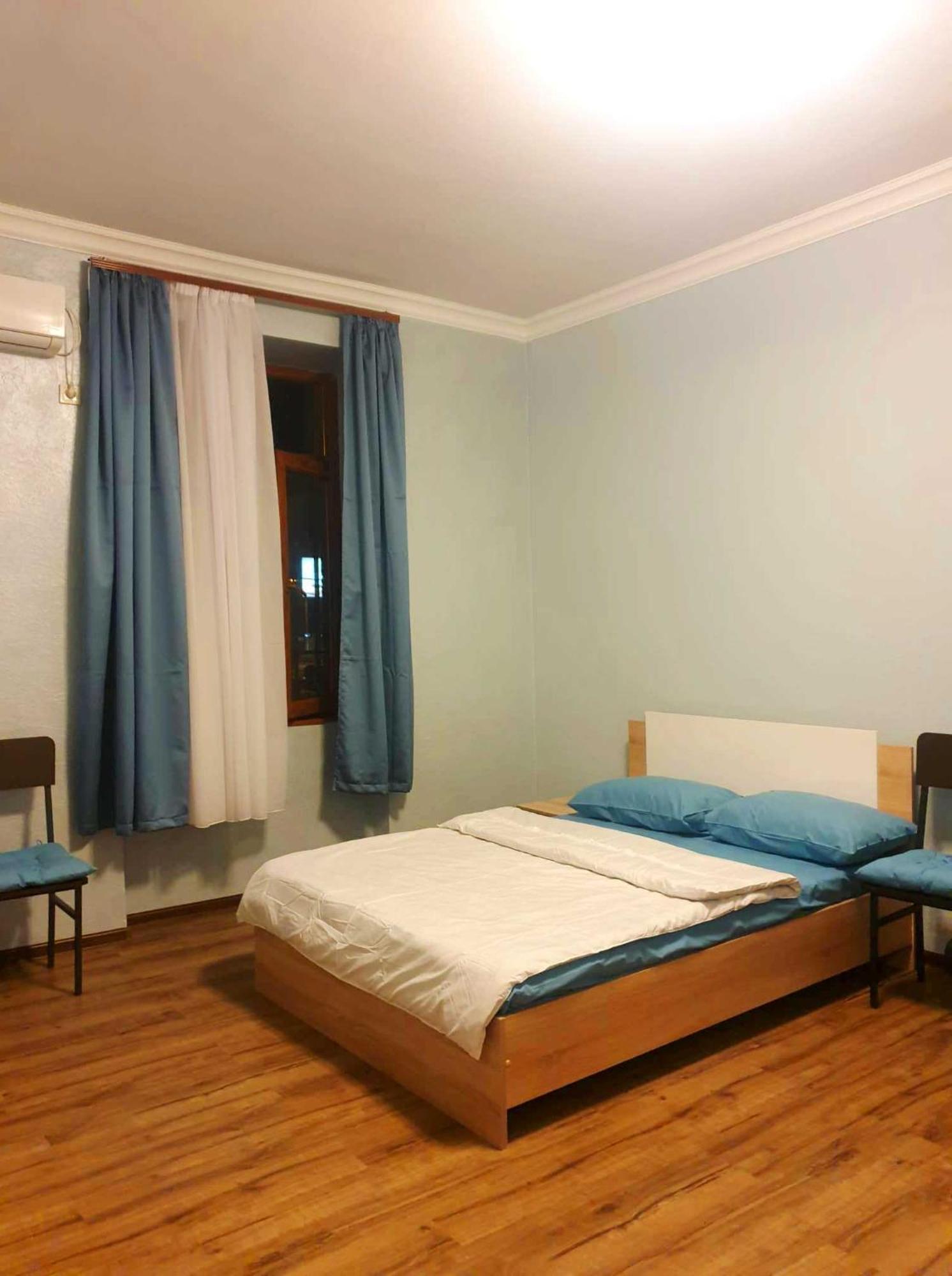 Apartment Near Sasundci Davit Metro Station Yerevan Exterior photo