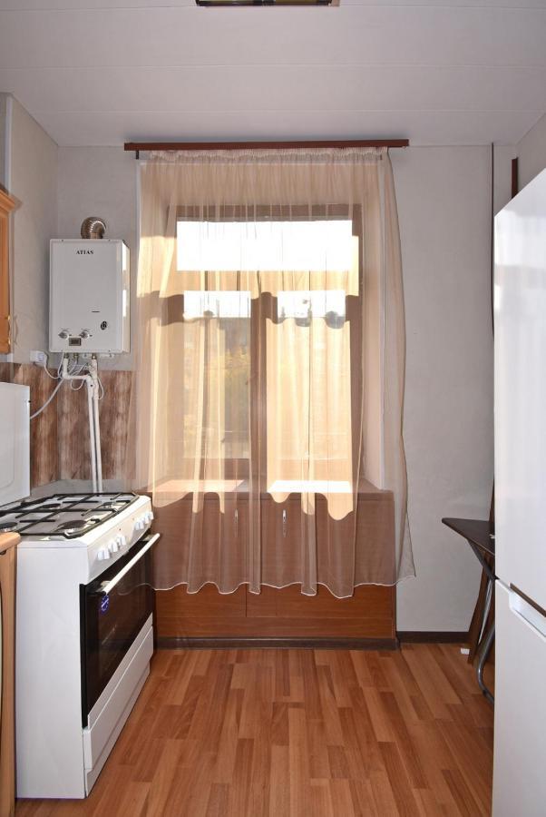 Apartment Near Sasundci Davit Metro Station Yerevan Exterior photo